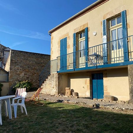 Studio Logis Les Roses Bourbon-l'Archambault Exterior photo